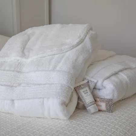 Elena House White 아파트 *