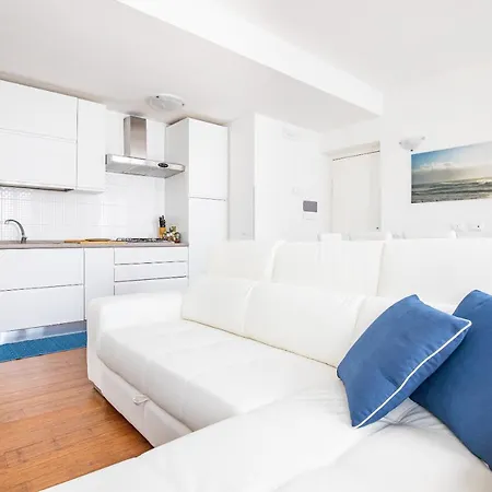 Apartamento Elena House White Viareggio