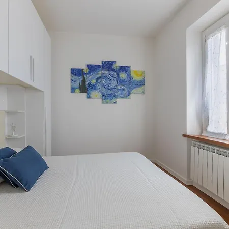 Elena House White Apartment