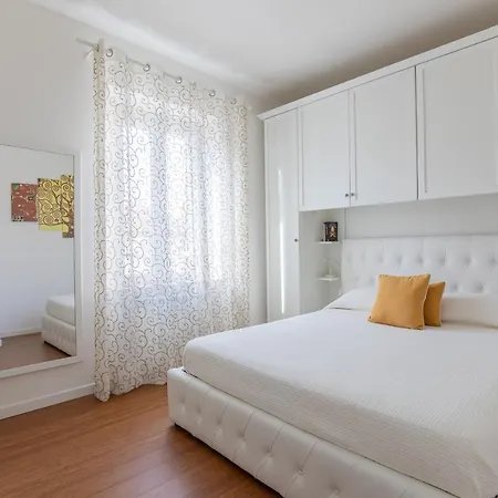 Apartamento Elena House White
